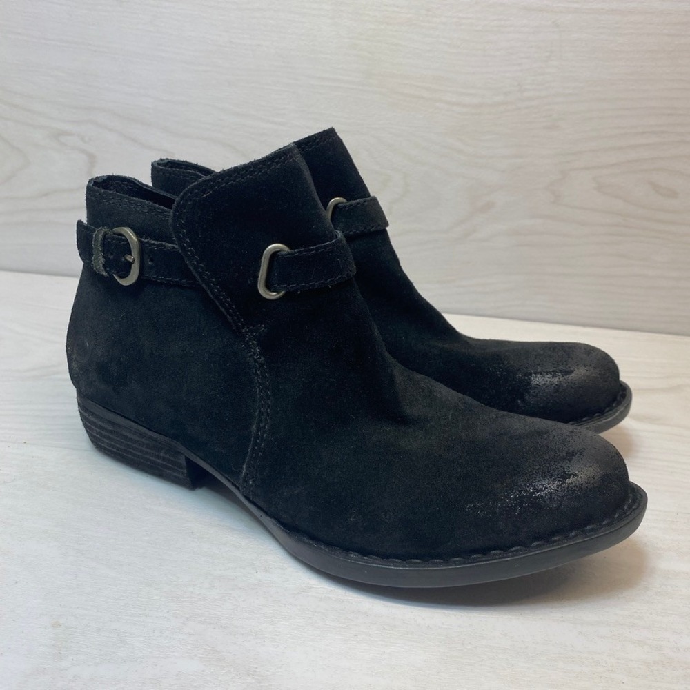 Born Womens 7 Jorgette Ankle Boots Distressed Black Suede Buckle Zip Low Heel